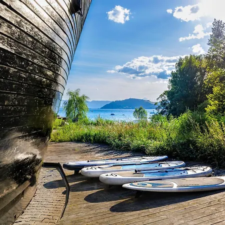 度假居 Unique Boat Shaped House At Lakefront #instaworth Liptovský Mikuláš
