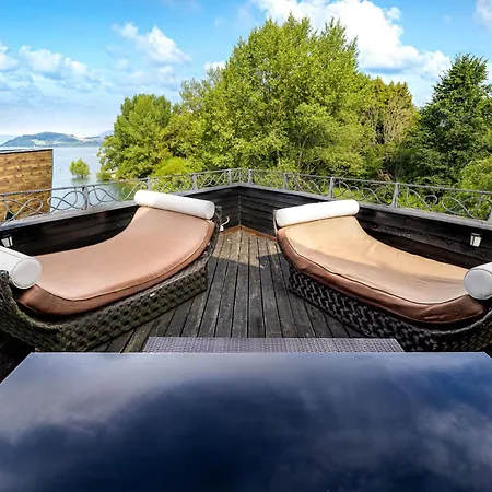 Unique Boat Shaped House At Lakefront #instaworth Ліптовський Мікулаш