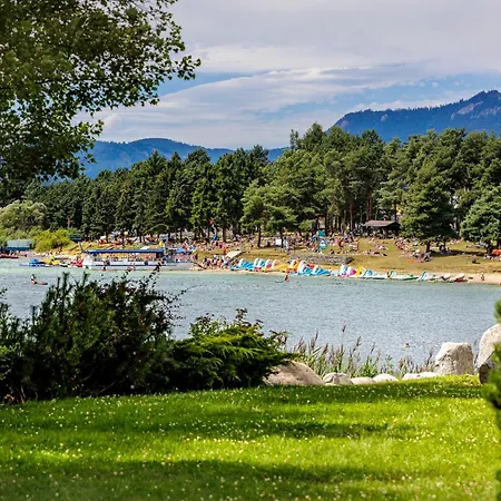 Unique Boat Shaped House At Lakefront #instaworth بيت للعطل Liptovský Mikuláš