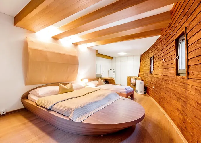 Unique Boat Shaped House At Lakefront #instaworth Liptovský Mikuláš